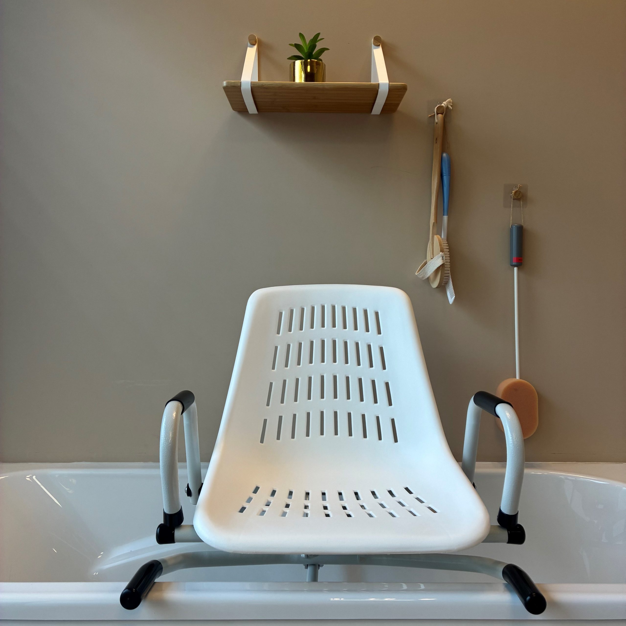 siege-de-bain-pivotant